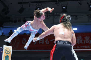 【新日本・ＢＯＳＪ】１９歳の超新星ニック・ウェイン　現ＩＷＧＰジュニア王者デスペラードから大金星で２連勝