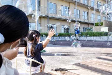 川崎市立多摩病院に「シャボン玉オヤジ」現る　入院中の患者を〝し泡せ〟に　
