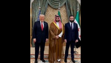 「シリアで歴史的なことを成し遂げる素晴らしいチャンスだ」トランプ氏がシリア暫定大統領と初会談…シリア再建に期待示す