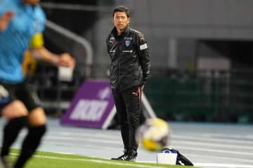 「チーム全体で取られた失点」横浜FC指揮官がオウンゴールのDFを擁護。「非常に粘り強く守ってくれていた」