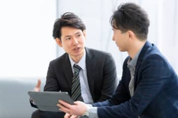 部下の進捗確認、どのくらいの頻度でやればいい？ コツは？　マネージメントの専門家が解説