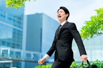 ホワイト職場の実態　17時になると「定時で帰りますよね？」と上司が確認、年収600万円の30代男性