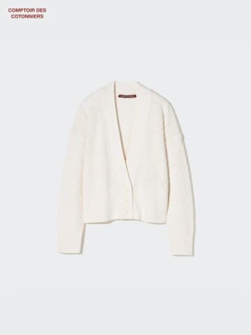 【2025春夏】ユニクロ行ったらコレ買って！1枚持っておいて大正解♡おすすめカーディガン