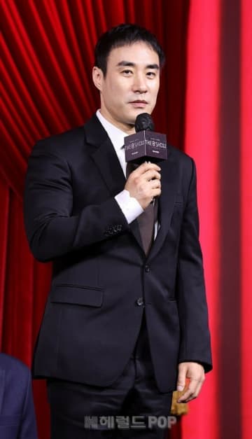 “飲酒運転で罰金70万円”俳優ペ・ソンウ、「SNL KOREA」のホストに確定…5年でバラエティー復帰まで完了