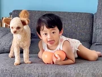 「これ見て！」おばたのお兄さん、成長した1歳愛息子の様子公開