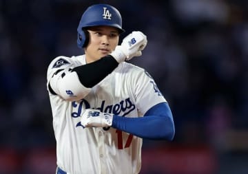 大谷翔平、今季13号は122メートル特大先制アーチ！　アスレチックス戦通算20本目で年間49本ペースに