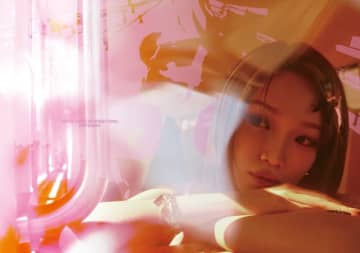 LE SSERAFIM、日本4thシングル「DIFFERENT」コンセプト・フォト第2弾&新ヴィジュアル公開