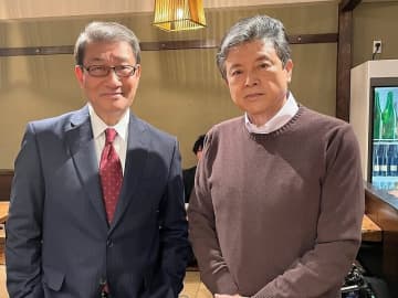 三浦友和と中井貴一、合計136歳のドラマオフショットにファン反響「素敵な年の重ね方」「居酒屋で偶然居合わせたい！」
