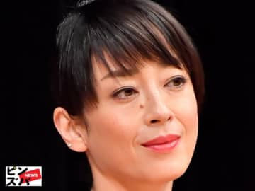 「拝みたくなるほどの美」宮沢りえ、デコ全開ツヤ肌ショットに驚きの声「なんでそんなに美しいの？」