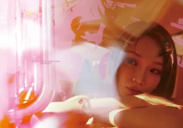 LE SSERAFIM、日本4thシングル「DIFFERENT」NOSTALGIC YLANGバージョンのソロコンセプトフォトを公開