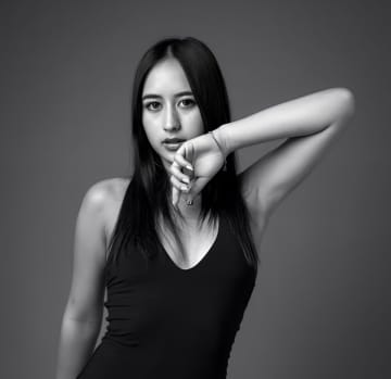 ANAIS（アナイス）、TikTokで話題沸騰した現役女子大生SSWがついにデビュー