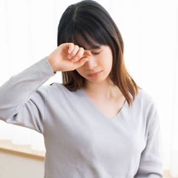 まつ毛ダニは繁殖すると治療必須…ピンセットで1匹ずつ取り除くことも【一生見える目をつくる】