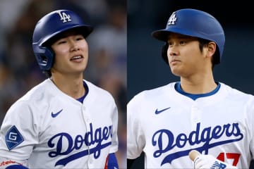 「お父さんの顔じゃんw」後輩キム・ヘソンの“メジャー初HR”を大谷翔平も祝福！ 笑顔で拍手→ハイタッチ出迎え姿に歓喜の声