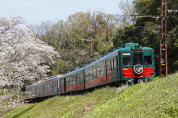 南海、2025年度末に新観光列車を導入 4両編成で難波～極楽橋駅間を運行