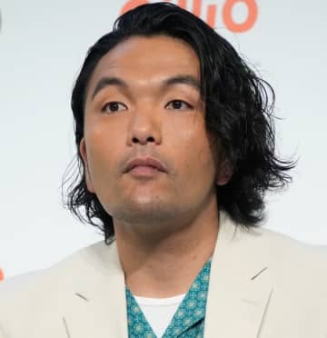 見取り図・盛山が当てた「復刻版Jリーグチップス」選手カードに柏サポが反応「これを機に日立台へ！」