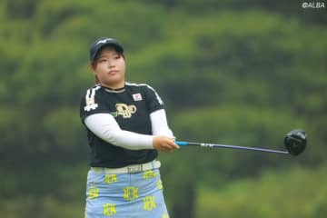 ルーキー・寺岡沙弥香が日本勢トップ3位発進　都玲華は31位