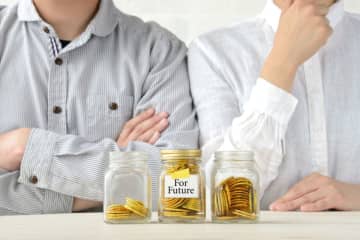 老後の資金は1人「3000万円」必要って聞いたけど、実際みんなどのくらい貯金しているの？ 都市部と地方で違いはあるの？