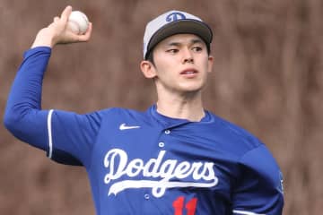 右肩痛で長期離脱も…IL入り佐々木朗希に向けられる米記者からの“厳しい視線”「実質的にゼロからのスタート」「復帰への道筋は…」