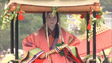 列島各地で真夏日に迫る暑さ…夏日の京都で「葵祭」大行列　湘南・江の島“幻の陸路”に観光客「トンボロ」とは