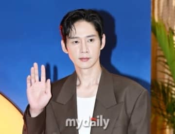 パク・ソンフン、新ドラマ「未婚男女の効率的な出会い」で復帰へ…ハン・ジミンらと共演