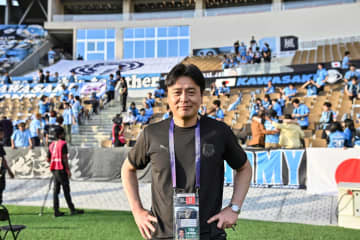 【J1川崎を取材して感じた「育てる力と心」とは(13)】竹内弘明強化本部長が語る「海外経験選手」と「指導者」の循環。「そこが生命線だと思いますよ、ウチは」と語る未来図