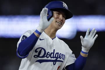 「ドジャースが求めていた以上の存在」メジャー初アーチや好守備で魅せたキム・ヘソンを専門メディア記者が称賛「たとえ誰かが負傷者リストから戻ってきたとしても…」
