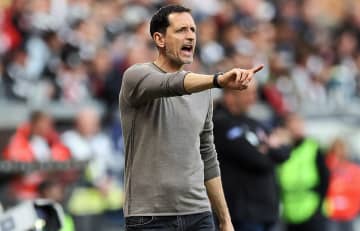 3位フランクフルトがトップメラー監督と契約延長！　CL出場権懸けた最終節へ「次の成功はフライブルク戦で必ず実現するはずだ」
