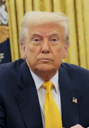 外遊後の行き先「不明」　トランプ氏、交渉参加含み