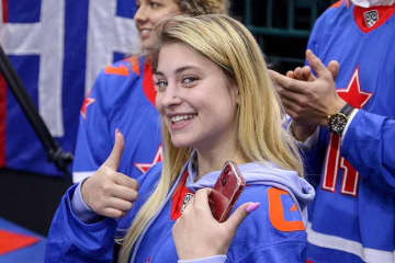 ロシア→日本にやってきたフィギュア元天才少女の近影に仰天　21歳＆妊娠中で「え?!」「楽しんで」