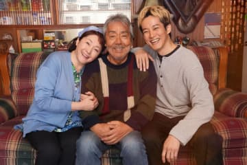 寺尾聰「最高でしょ！この家族」　映画『父と僕の終わらない歌』キャスト3人が思いを語る