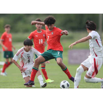 14歳C・ロナウドJr.がポルトガル代表デビュー 欧州サッカー界「二世活躍」のなぜ