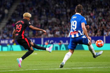バルサ、ヤマル＆フェルミン弾で2年ぶりのラ・リーガ制覇！　エスパニョールとのダービーを2－0で制す