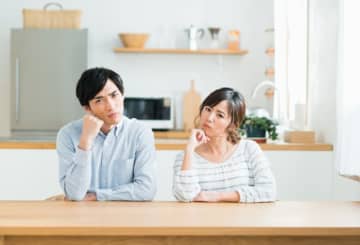保険で資産形成するのは本当に悪いこと？ NISAと変額保険、結局どっちがいいのか