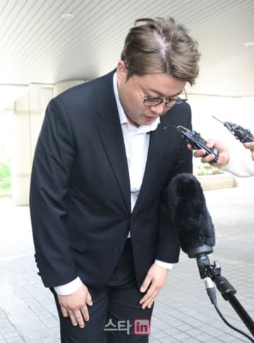”飲酒ひき逃げ”歌手キム・ホジュン、上告放棄→実刑確定...ファンクラブ「判断を尊重」