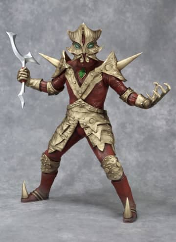 『ウルトラマンA』エースキラーが完全新規造形でソフビフィギュア化　武器換装も可能な仕様に