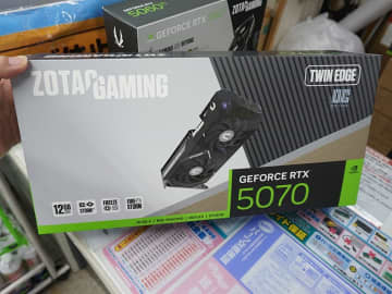デュアルファンクーラー採用の「ZOTAC GAMING GeForce RTX 5070 Twin Edge OC」