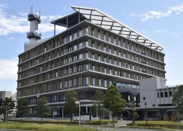 長崎で列車衝突、軽トラ男性死亡　松浦鉄道踏切、乗客乗員けがなし