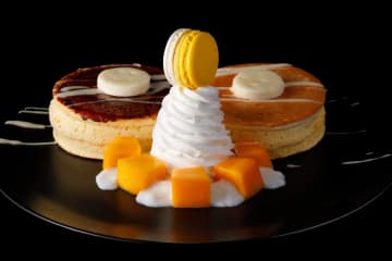 ホテルニューオータニ(東京)、“濃厚マンゴーが主役”ふわふわパンケーキ＆ブリオッシュフレンチトースト