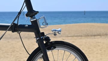 クラシカル×ハイテク、自転車ライトが進化　KiLEY「ビンテージライトV3」発売
