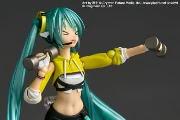 健康的なおヘソ！可動フィギュア「初音ミク　Fit Boxing Ver.」が登場ーダンベルや縄跳び、ゲームを再現可能なパーツも付属