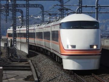 東武100系が上野に？！JR東、2025年 夏の臨時列車で「スペーシア上野日光」運転