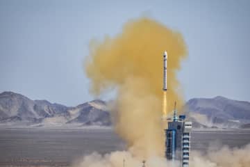 中国初のコンピューティング技術による衛星コンステレーション、軌道投入に成功