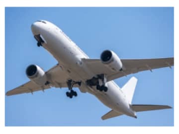 飛行機の「アクセル」はどこにある？ 操縦席でパワーを操るレバーの正体とは【眠れなくなるほど面白い 図解 飛行機の話】