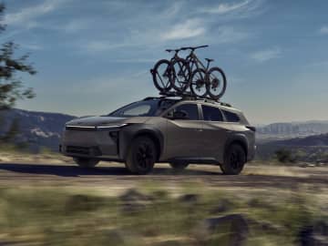 日本向けモデル「bZ4X Touring」は2026年春に発売予定！走りと広さにこだわった新型フル電動SUVを、北米にてワールドプレミア
