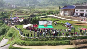 農繁期の始まり告げる伝統行事、開犂祭り開催　中国貴州省余慶県