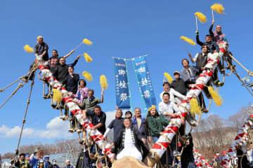 横須賀　創建1200年祝い、6.5トンの巨木を人力で　17日から御柱祭