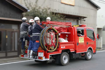 農作業から覚悟の出動、風にあおられる赤い炎「今夜は帰れん」 　　「地域を守る代わりいない」消防団員が見た岡山市の山林火災現場