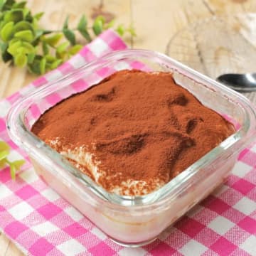 【ヨーグルトはこうやって食べてみて】コレするだけで濃厚リッチ♪史上最強に簡単なおやつレシピ