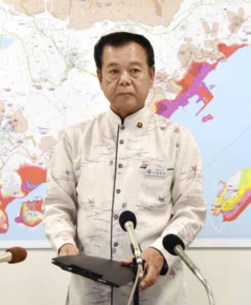 沖縄・南城市長に辞職提言　第三者委、セクハラ認定