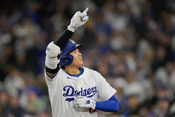 大谷翔平、メジャー史上初「15-10-45-25」達成　2HR＆6打点で到達…2年連続で“伝説”に